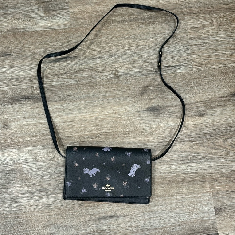 Limited edition 101 Dalmatian Coach Crossbody Wallet